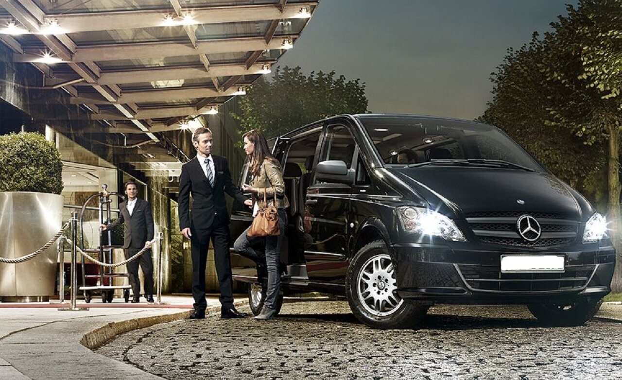 İzmir Çıkışlı Otel ve Havalimanı Transfer Hizmeti